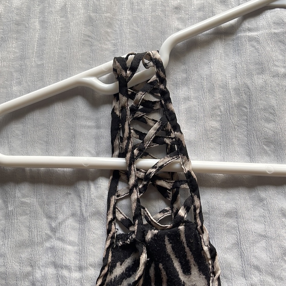 H&M Tank Top, size XS - Picture 4 of 4